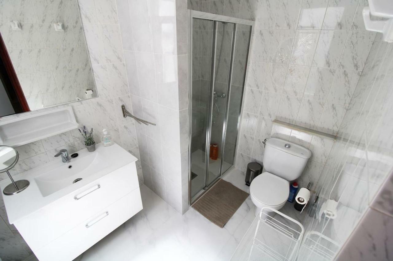 Big Apartment With Unique Patio Near Santa Barbara Castle Аликанте Екстериор снимка