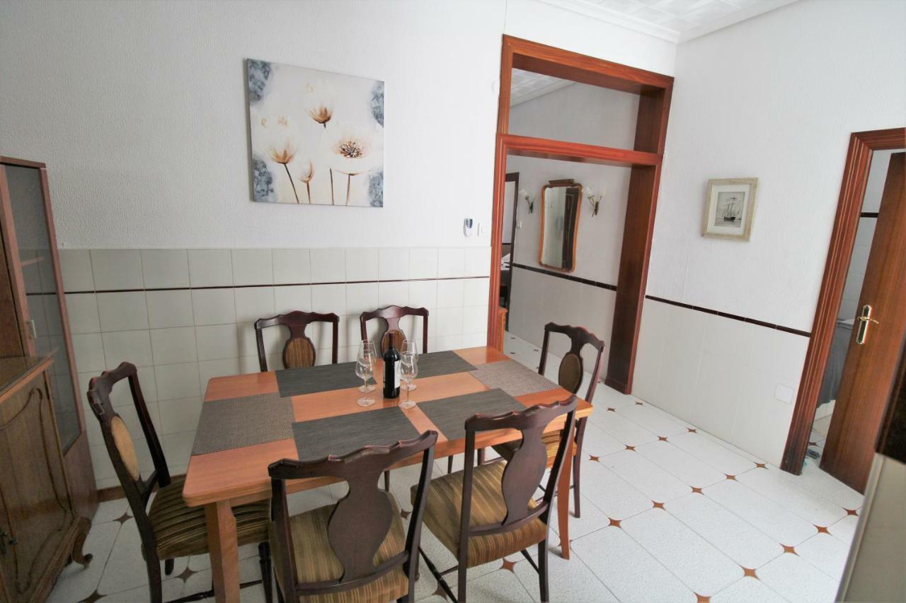 Big Apartment With Unique Patio Near Santa Barbara Castle Аликанте Екстериор снимка