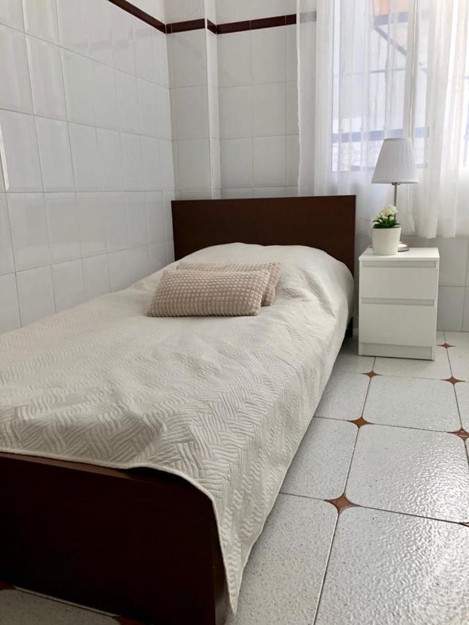 Big Apartment With Unique Patio Near Santa Barbara Castle Аликанте Екстериор снимка
