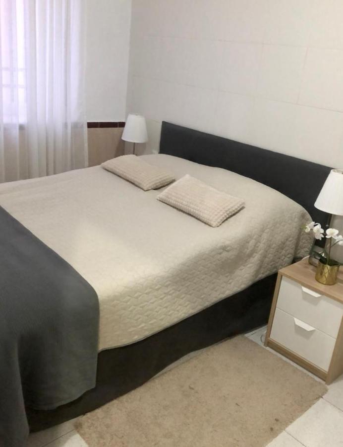 Big Apartment With Unique Patio Near Santa Barbara Castle Аликанте Екстериор снимка