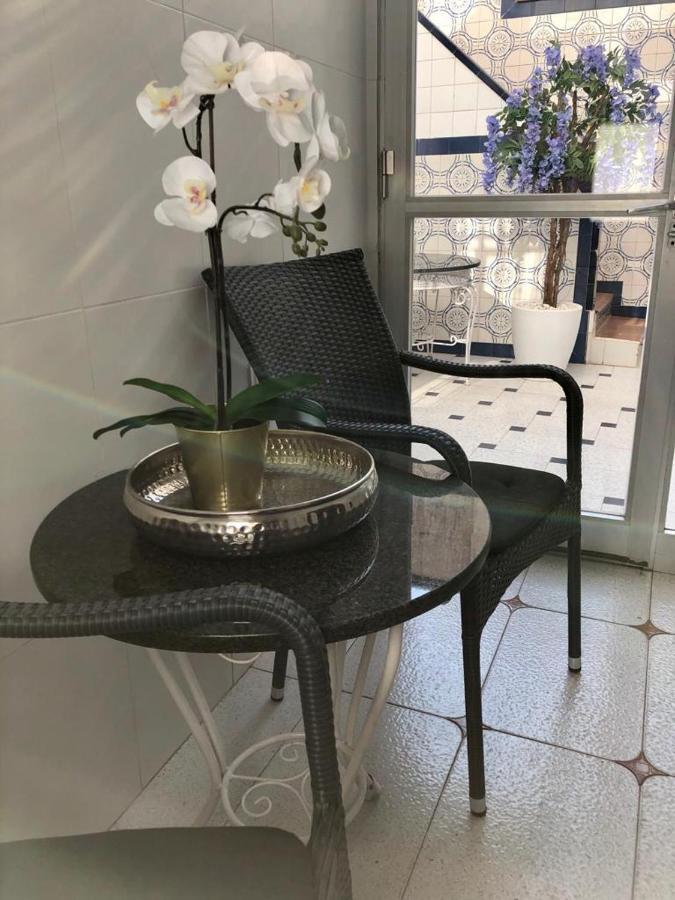 Big Apartment With Unique Patio Near Santa Barbara Castle Аликанте Екстериор снимка