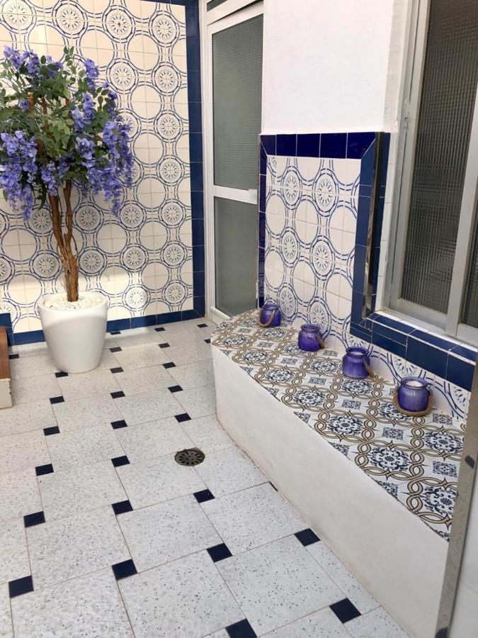Big Apartment With Unique Patio Near Santa Barbara Castle Аликанте Екстериор снимка